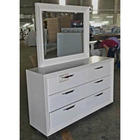White Winter : Trọn Bộ Tủ Trang Điểm Trắng + Gương